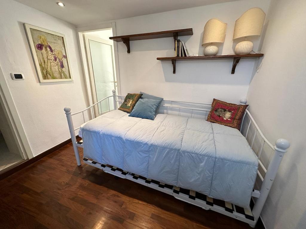 Casa Danila Apartment Quercianella Bagian luar foto