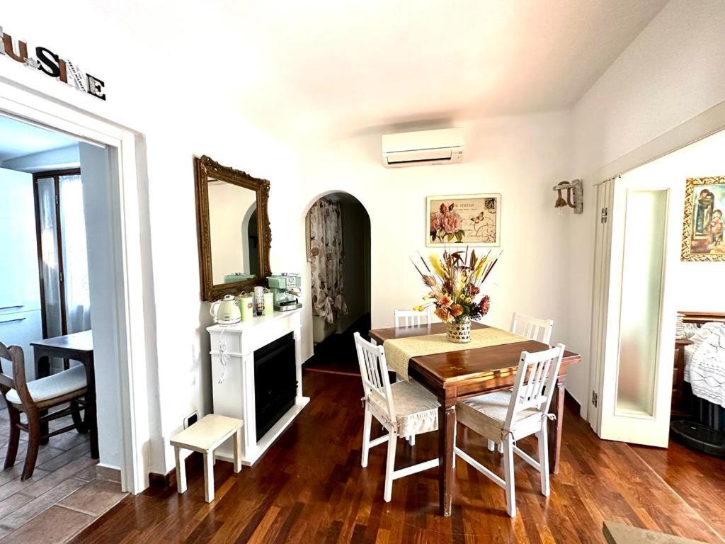 Casa Danila Apartment Quercianella Bagian luar foto