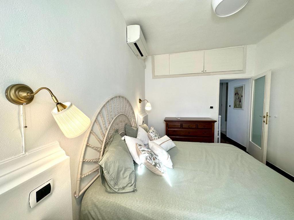 Casa Danila Apartment Quercianella Bagian luar foto